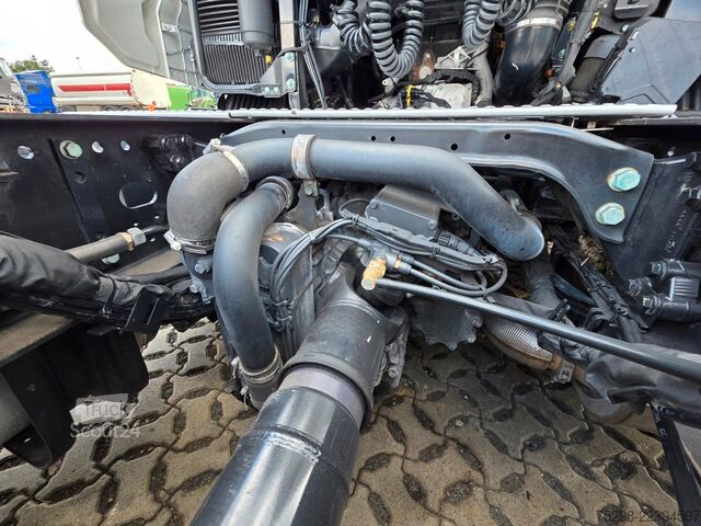 Lielapjoma vilcējs MAN TGX 18.510 4x2 LL SA