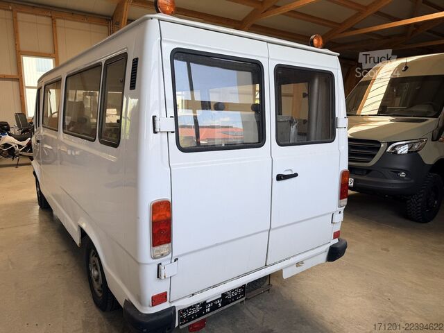 Minibus MERCEDES-BENZ 207 D T1 Bremer 9-Sitzer1. Hand!