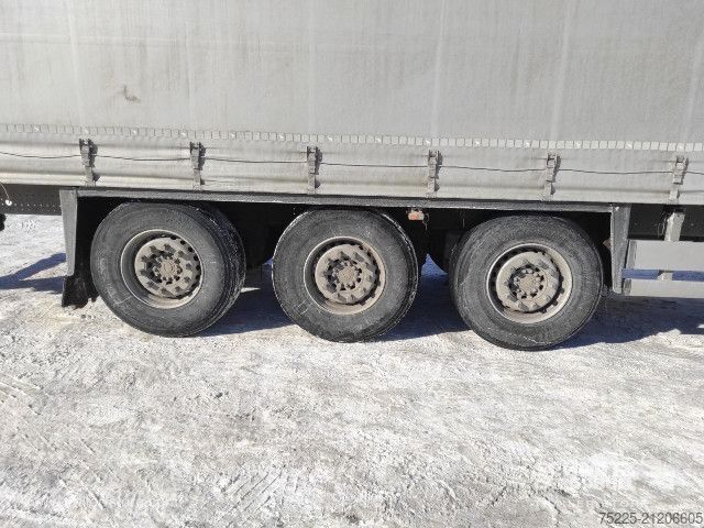 Öppen semitrailer med kapell Schmitz Cargobull Curtainsider Standard