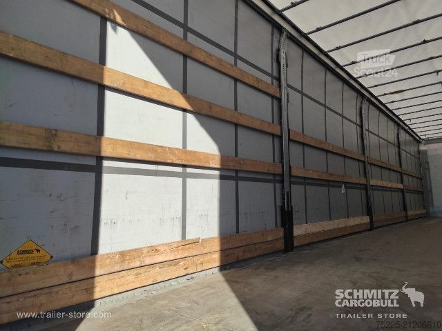 Öppen semitrailer med kapell Schmitz Cargobull Curtainsider Standard