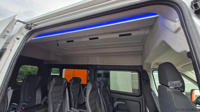 Korotettu pakettiauto PEUGEOT Boxer  Hochraum 9 Sitzer L3H2 verglast BlueHDi