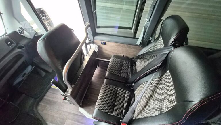 Mikroautobusas IVECO 2x Daily 70 Lagerfahrzrug Ferqui Sunrise 2,5 m B