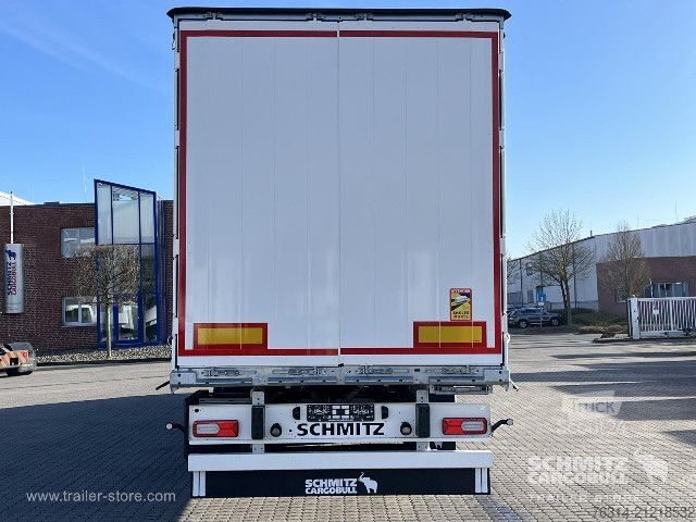 Öppen semitrailer med kapell Schmitz Cargobull Curtainsider Standard Getränke