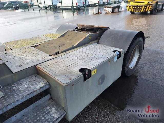 Standartinis vilkikas Terberg YT 182