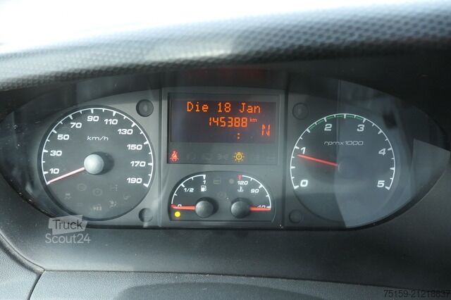 Кутиевиден ван iveco Daily 35 S11 C30C AUTOMATIK KAMERA MAXI KAMERA Regale LUFT - EURO 5 - CoC