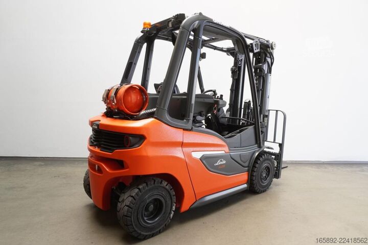 Chariot élévateur Linde H 25 T 1202