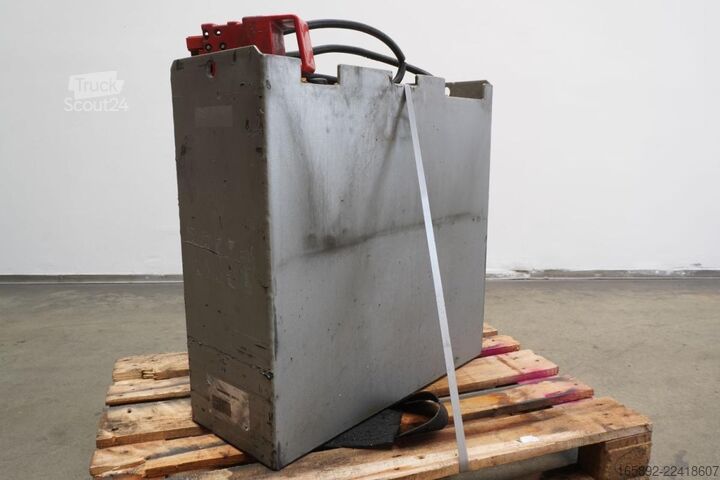 аккумулятор для погрузчика HAWKER 24 Volt 4 PzS 620 Ah