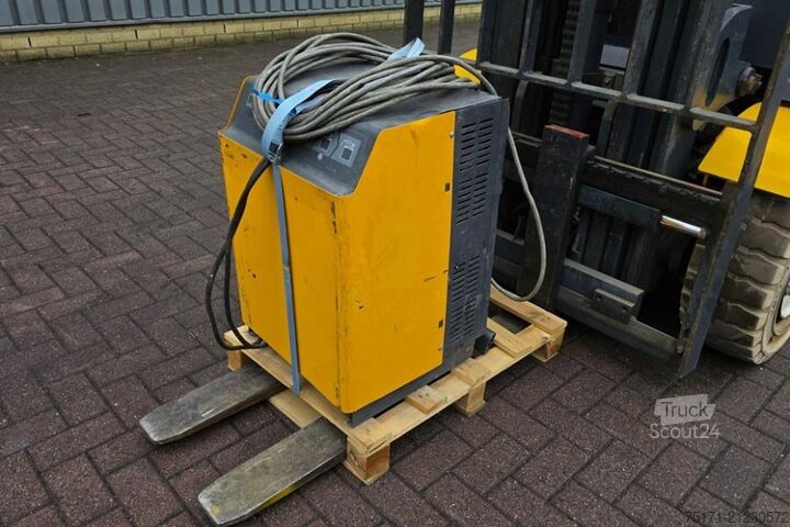 šakinis krautuvas Jungheinrich EFG535 Electric, Lifting Height 4700mm, Freelift 1