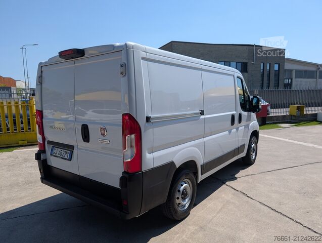 панельний фургон FIAT DUCATO 30CH1 2.2 MJET3 120CV FURGONE E6D