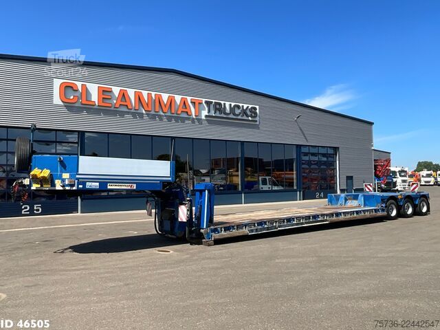 Standard-SZM MAN TGX 41.640 Euro 6 8x4 + Faymonville 3-assige Eu...
