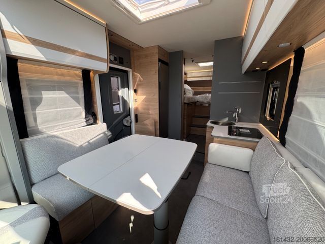 Halvintegreret autocamper DETHLEFFS Just Camp Teilintegriert T 7052 EBL