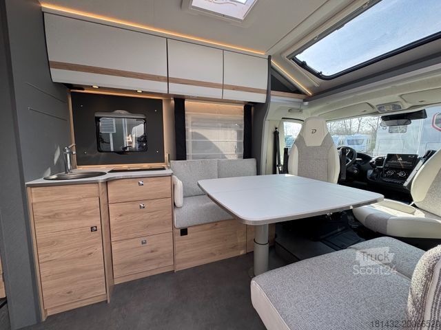 Camper semintegrato DETHLEFFS Just Camp Teilintegriert T 7052 EBL
