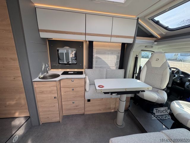 Halvintegreret autocamper DETHLEFFS Just Camp Teilintegriert T 7052 EBL