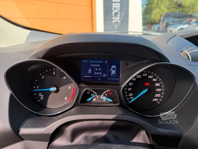Pick-up FORD Kuga Titanium  2,0 Ltr. - 120 kW TDCi 4x4 Allrad