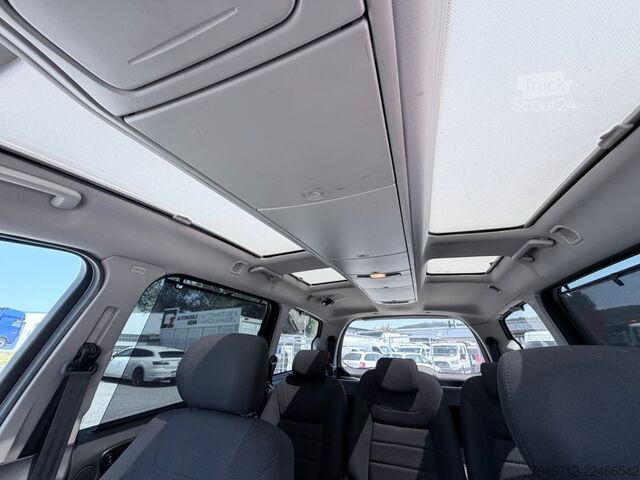 Минибус FORD Galaxy Titanium 103 kW 7 Sitzer *2010*