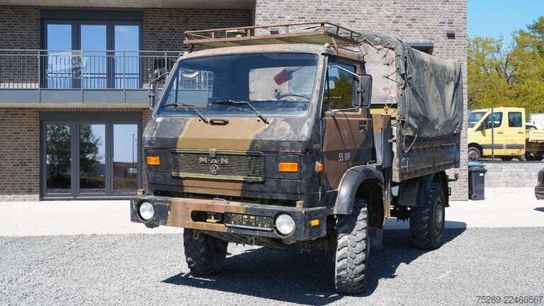 Samochód dostawczy z plandeką MAN 8.136 FAE Pritsche + Plane Dänisches Militärfahr