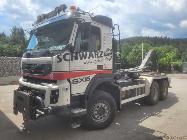 Kamion s kipom s pomičnim kontejnerom Volvo FMX-460