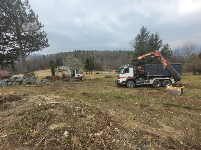 Kamion s kipom s pomičnim kontejnerom Volvo FMX-460