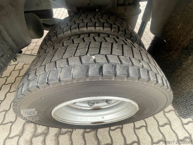 Camion frigorifique MERCEDES-BENZ Atego 1223 4x2 Kühlkoffer Thermo King Palfinger