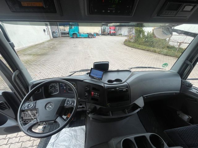 Camion frigorifique MERCEDES-BENZ Atego 1223 4x2 Kühlkoffer Thermo King Palfinger