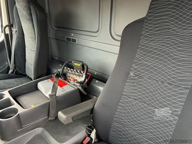 LKW mit Pritsche (offen) MERCEDES-BENZ Atego 1221 L Pritsche Kran Palf. PK 4200 Funk