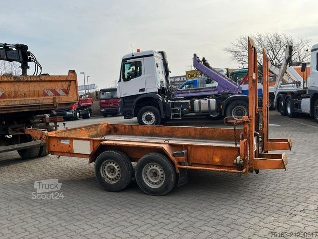 Remolque de plataforma baja BLOMENRÖHR Tandemtieflader 441/3500 Tiefladeranhänger Rampe
