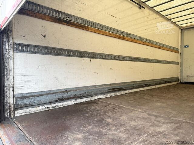 Gospodarsko vozilo SAXAS 2 Achs Koffer Drehschemel Durchlader Rolltor