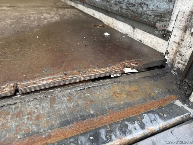 Gospodarsko vozilo SAXAS 2 Achs Koffer Drehschemel Durchlader Rolltor