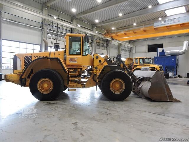 Radlader VOLVO L180E