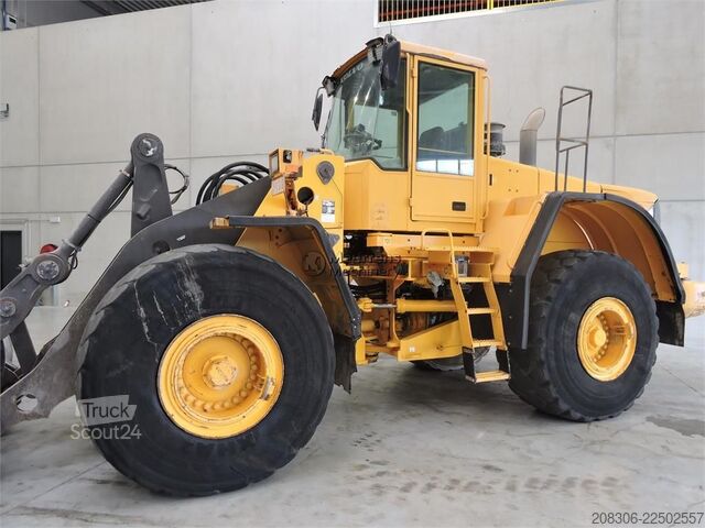 Radlader VOLVO L180E