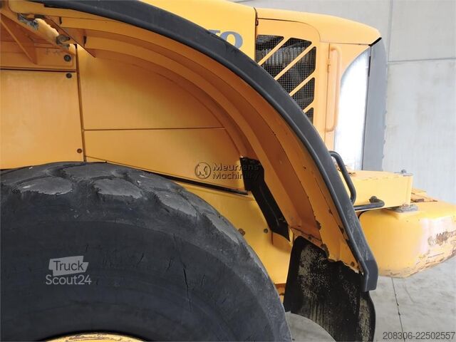 Radlader VOLVO L180E