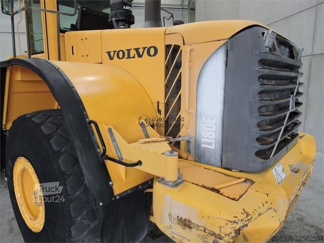 Radlader VOLVO L180E