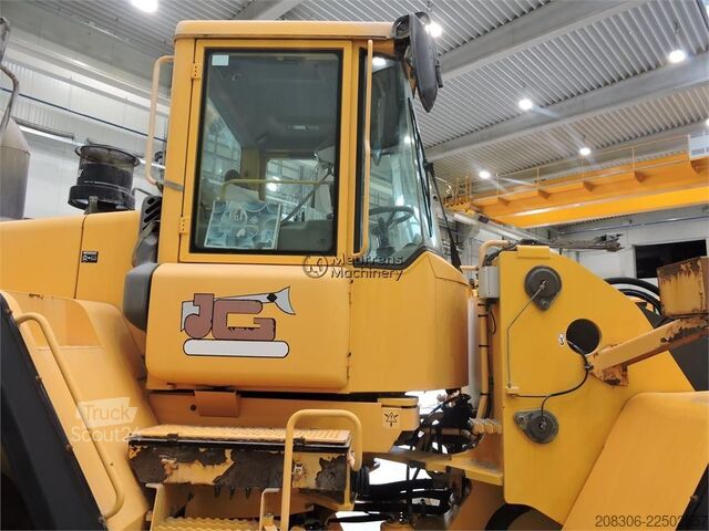 Radlader VOLVO L180E