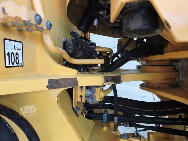 Radlader VOLVO L180E