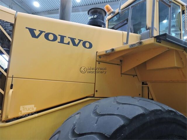 Radlader VOLVO L180E