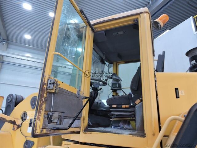 Radlader VOLVO L180E