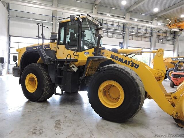 Radlader KOMATSU WA470
