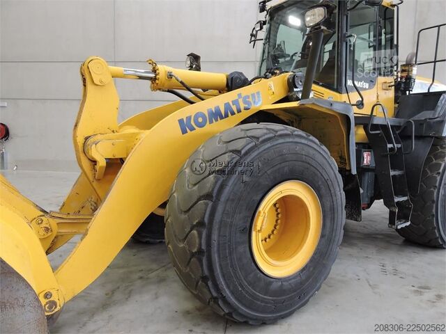 Radlader KOMATSU WA470