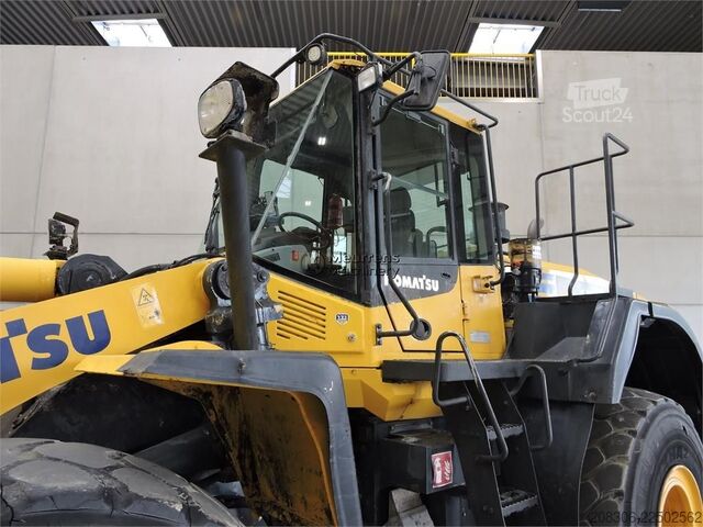 Radlader KOMATSU WA470