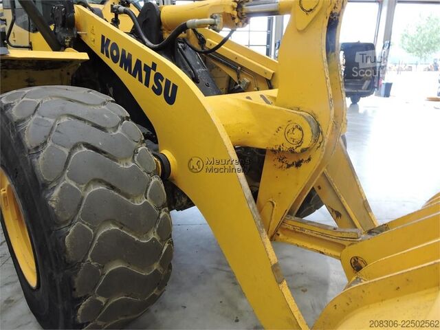 Radlader KOMATSU WA470