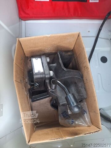 Furgoneta pick-up FUSO CANTER 3C15 DOKA 6-Sitzer Klima 2 x AHK