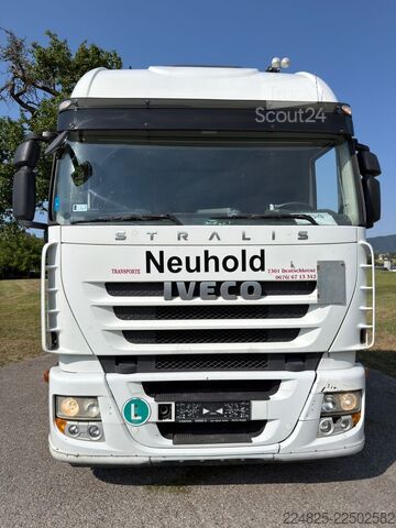 Standardni tegljač IVECO STRALIS 450 SATTELZUGMASCHINE*2012*EURO5 EEV*