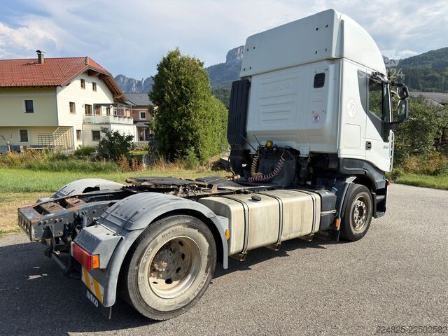 Standardni tegljač IVECO STRALIS 450 SATTELZUGMASCHINE*2012*EURO5 EEV*