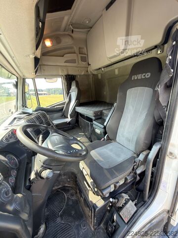 Standardni tegljač IVECO STRALIS 450 SATTELZUGMASCHINE*2012*EURO5 EEV*