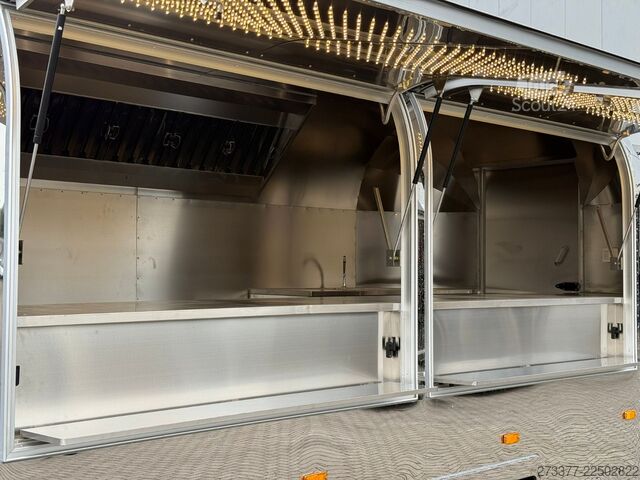 Verkoopaanhanger ESSELMANN Delistar Foodtruck 5000 ähn. Airstream
