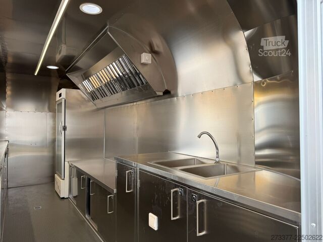 Verkoopaanhanger ESSELMANN Delistar Foodtruck 5000 ähn. Airstream