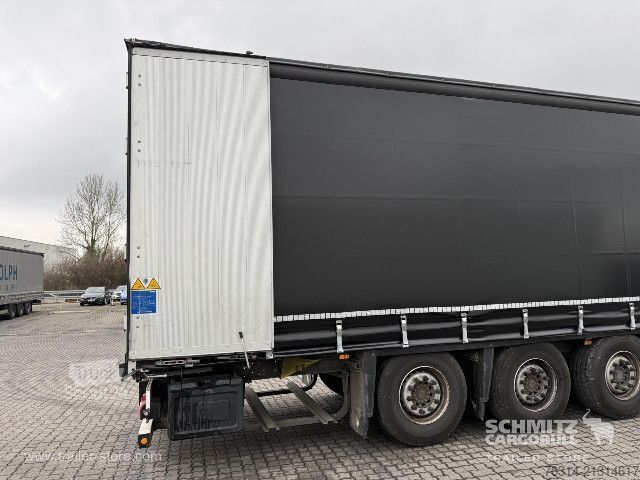 Atvira puspriekabė su tentu Schmitz Cargobull Curtainsider Coil Getränke