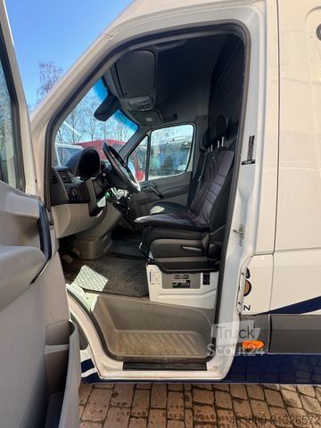 Фургон с высокой крышей MERCEDES-BENZ Sprinter/516 CDI/Klima/AHK/Kamera/aus.1Hand
