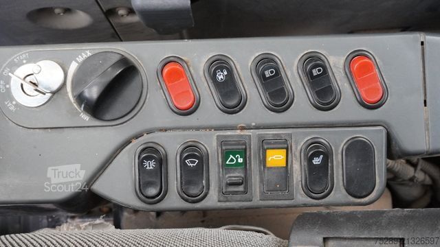 Riteņu ekskavators KOMATSU PW160-8 PW160 Mobilbagger MS10 Zwillingsbereifun