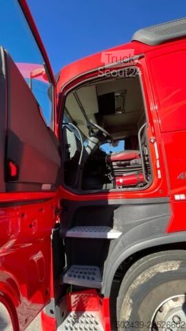 Standartinis vilkikas Volvo FH 460